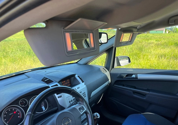 Opel Zafira cena 19500 przebieg: 212000, rok produkcji 2009 z Lubawa małe 742